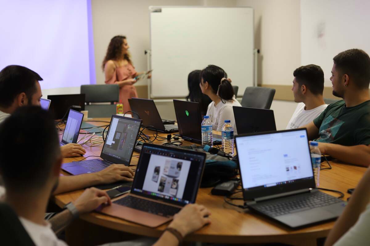 Unityverse Academy sınıf ortamı